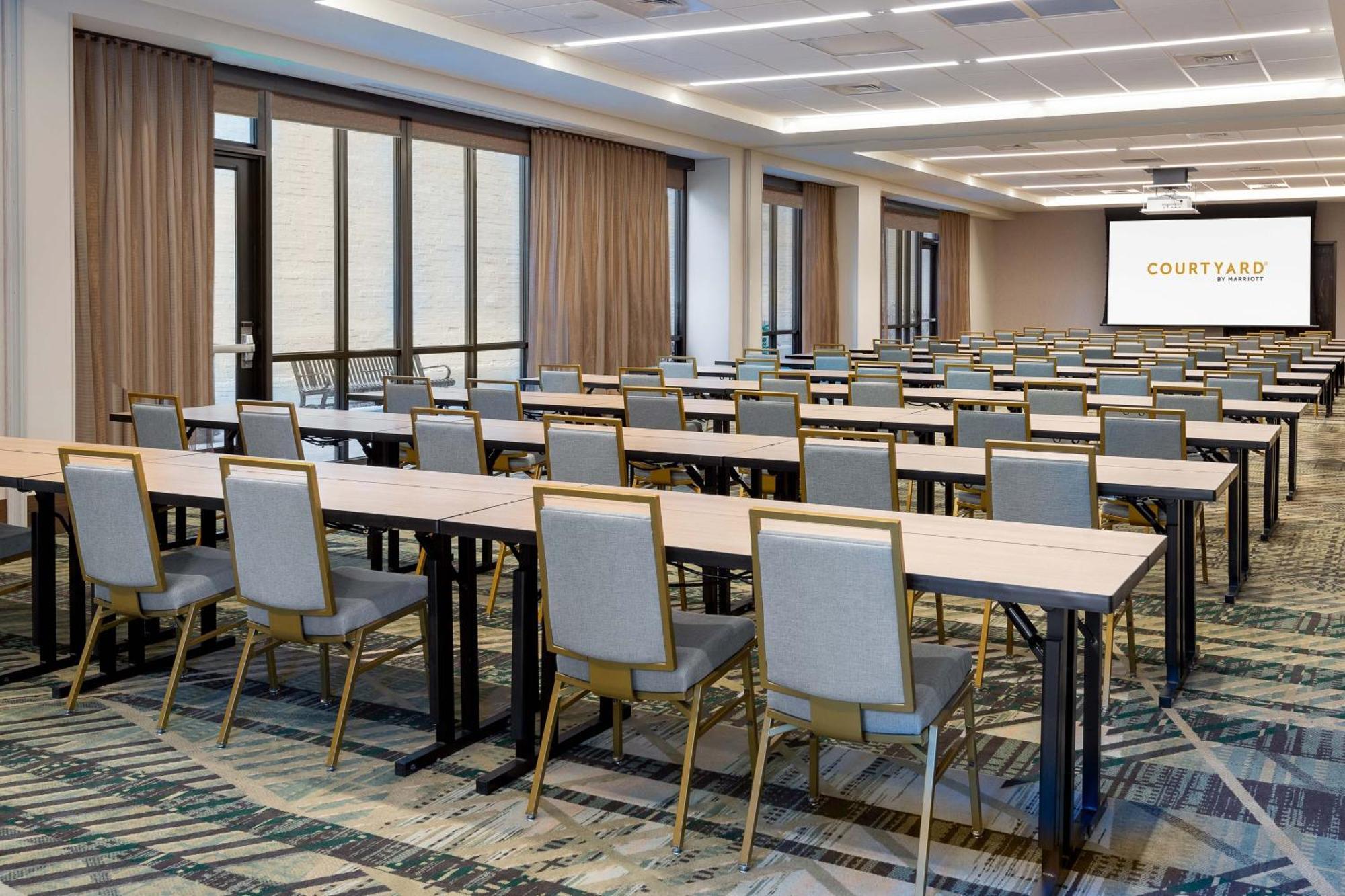 Courtyard By Marriott Atlanta Midtown Hotel Bagian luar foto