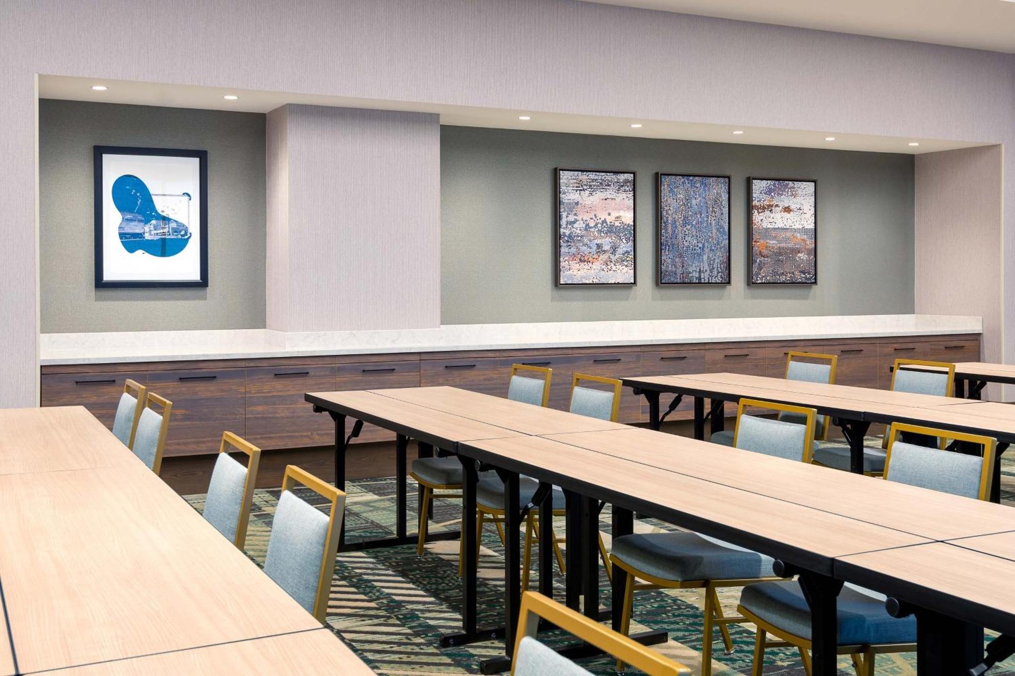 Courtyard By Marriott Atlanta Midtown Hotel Bagian luar foto