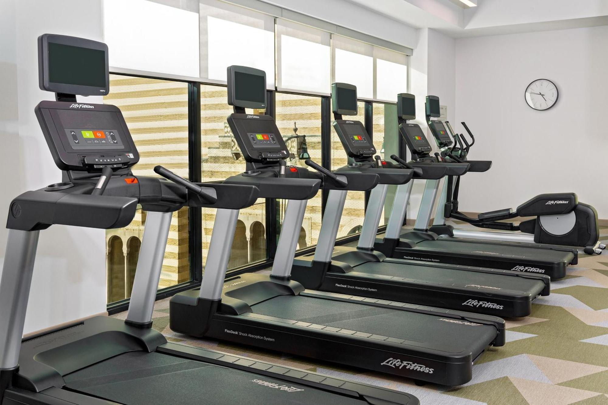 Courtyard By Marriott Atlanta Midtown Hotel Bagian luar foto