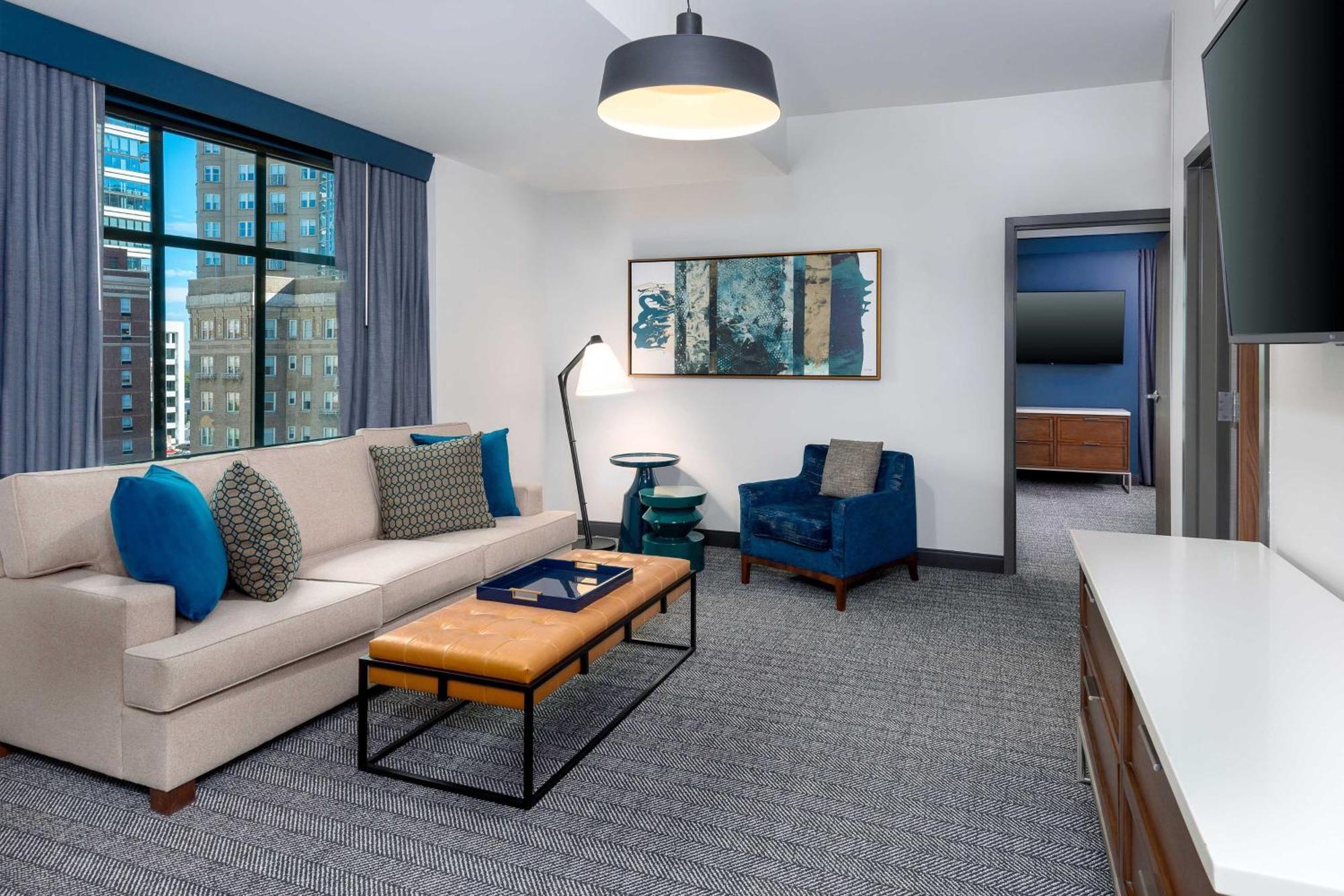 Courtyard By Marriott Atlanta Midtown Hotel Bagian luar foto