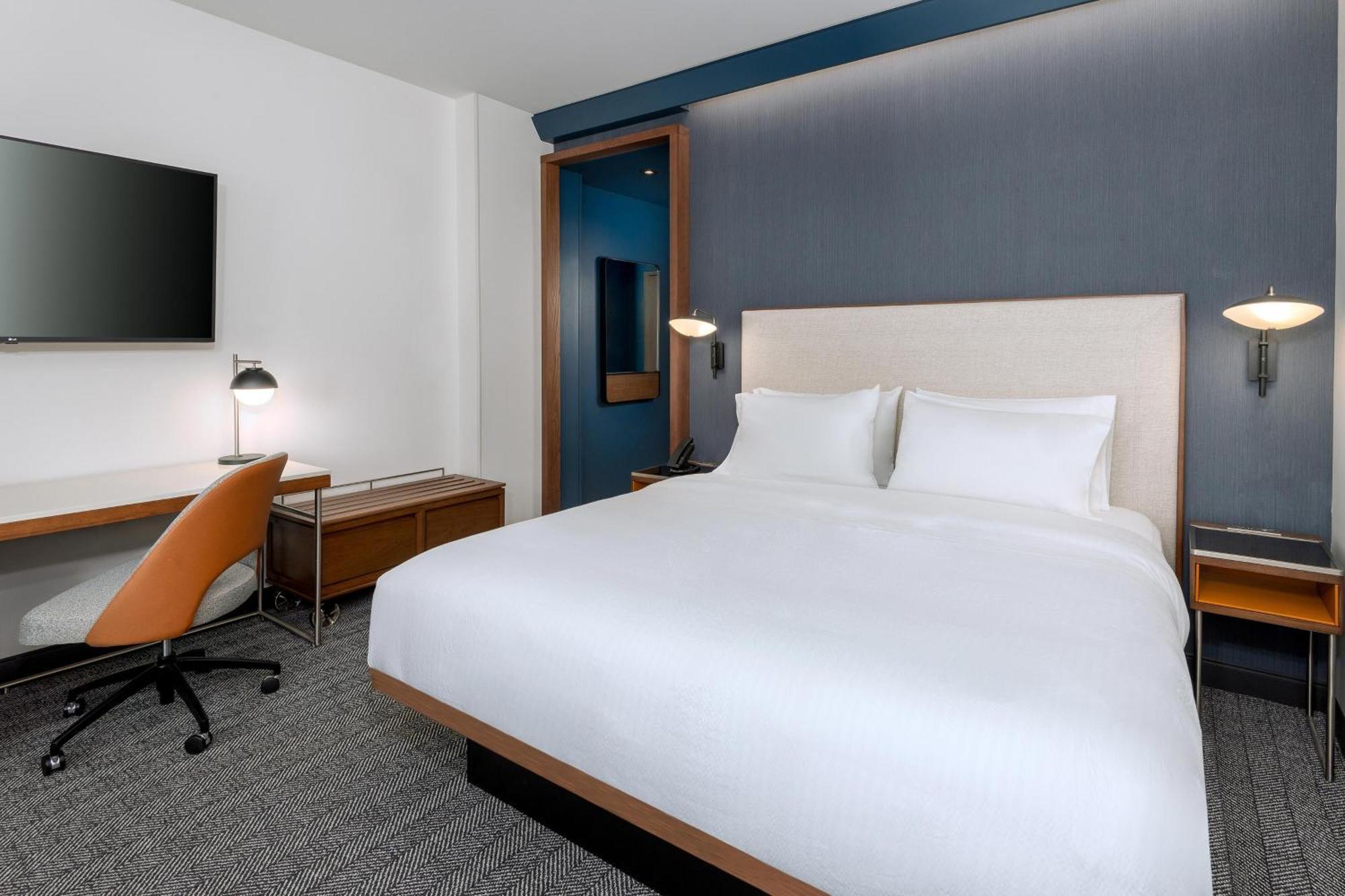 Courtyard By Marriott Atlanta Midtown Hotel Bagian luar foto